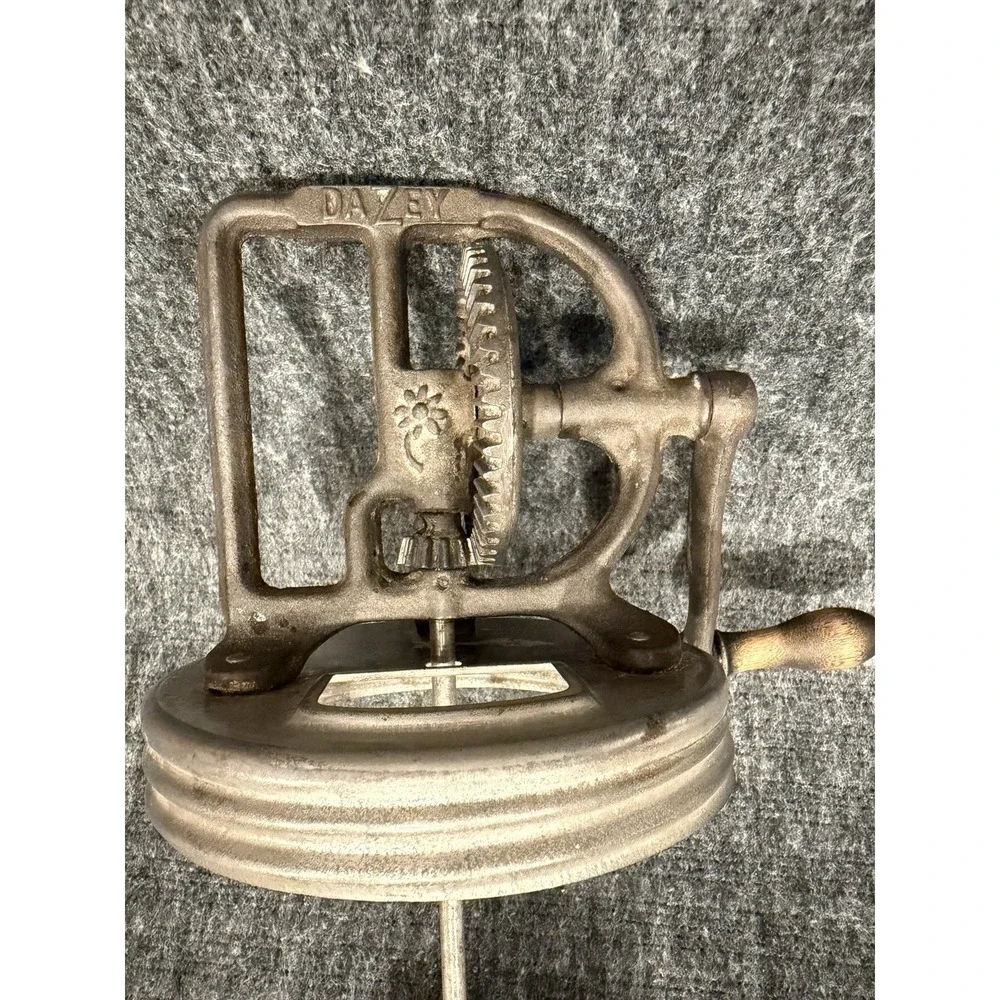 Vintage Dazey Cast Iron Butter Churn W/ Wooden Paddles H09 34C 60B 14